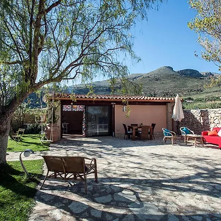 Cialoma Villa *